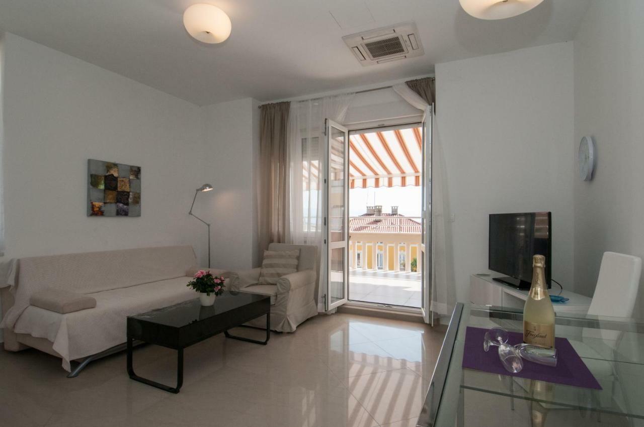 Iva, Opatija Centar Apartment Ngoại thất bức ảnh